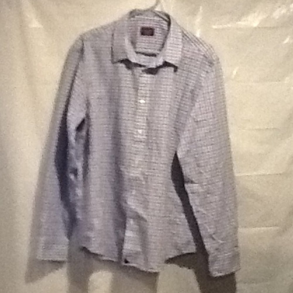 Untuck It dress shirt